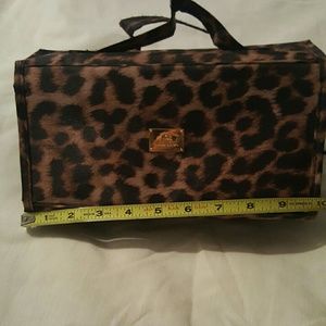 Rollup cosmetic case